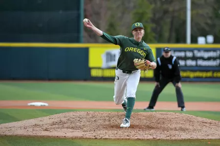 #baseball #sportsphotography #goducks #ducks
