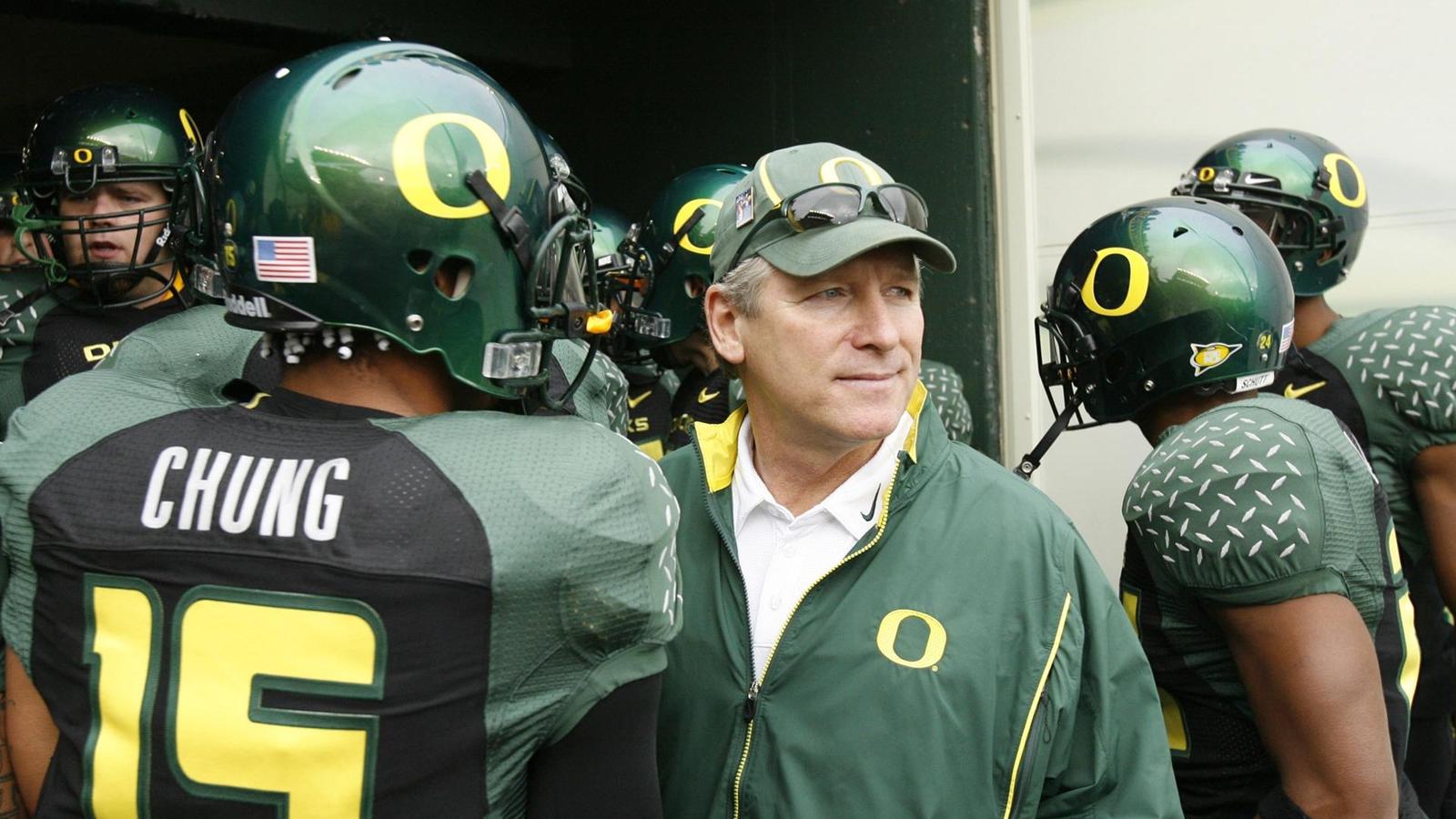 Bellotti Hall Of Fame Plaque To Be Unveiled At Cal Game - University of Oregon Athletics