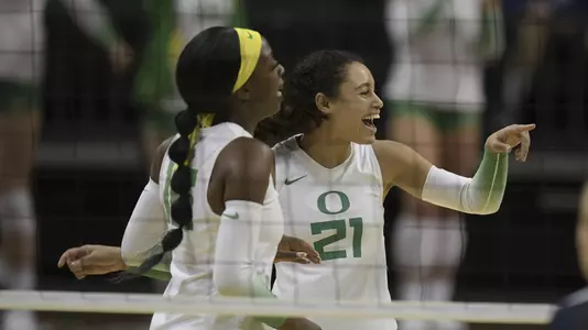 Kylie, Gloria vs Arizona - Nov. 23