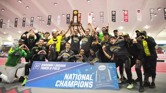 Men of Oregon national champions_0313