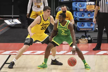 INDIANAPOLIS, IN - MARCH 22: Iowa Hawkeyes against the Oregon Ducks in the second round of the 2021 NCAA Division I Men's Basketball Tournament held at Bankers Life Fieldhouse on March 22, 2021 in Indianapolis, Indiana. (Photo by Jack Dempsey/NCAA Photos via Getty Images