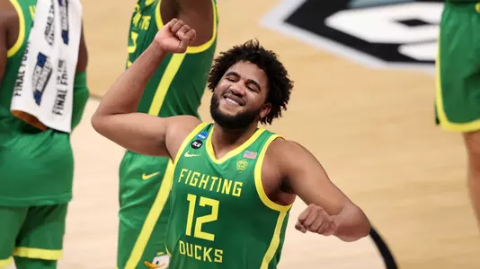INDIANAPOLIS, IN - MARCH 22: Oregon Ducks against the Iowa Hawkeyes in the second round of the 2021 NCAA Division I Men's Basketball Tournament held at Bankers Life Fieldhouse on March 22, 2021 in Indianapolis, Indiana. (Photo by Joe Robbins/NCAA Photos via Getty Images