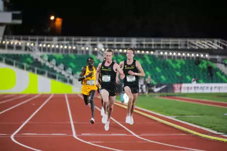 Cole Hocker, 5000m at Oregon Relays