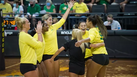 Green-Yellow scrimmage cele