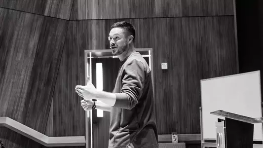 Dan Lanning Team Meeting