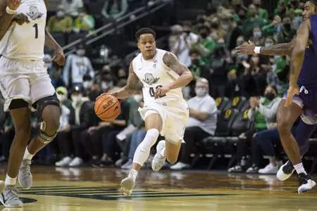 The Oregon Ducks take on the Washington Huskies at Matthew Knight Arena in Eugene, Oregon on January 23, 2021 (Isaac Wasserman/ Eric Evans Photography)