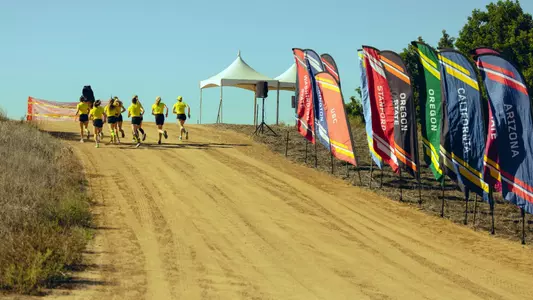 Women of Oregon at Pac-12 premeet - Oct. 27