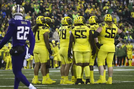 The Oregon Ducks take on the Washington Huskies at 4 pm in Eugene, Oregon on Nov 12, 2022. (Jackson Fisk/ Eric Evans Photography)