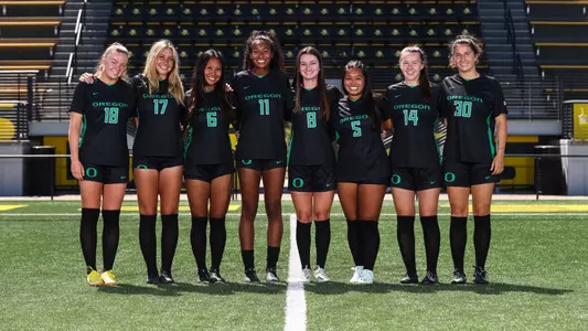 2022 Oregon Womenâ??s Soccer Team photo at Papé Field in Eugene, Oregon on August 22,2022 (Eric Evans Photography)
