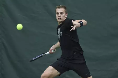 The Oregon Ducks take on the Northwestern Wildcats at the Student Tennis Center in Eugene, Oregon on February 11, 2022 (Isaac Wasserman/ Eric Evans Photography)