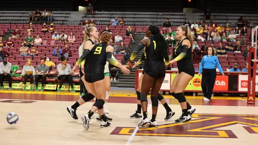 Team huddle vs Penn State - Sept. 10