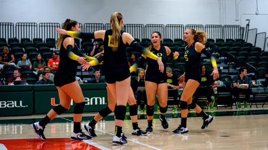 Team huddle vs South Carolina - Sept. 17