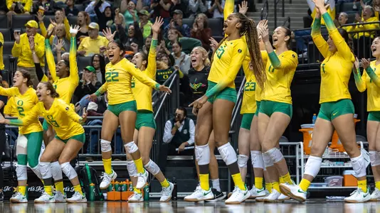 Bench celebration vs Arizona
