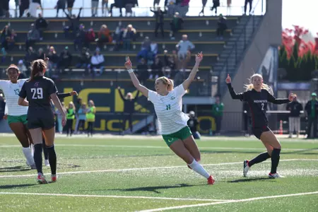 The Oregon Ducks take on the Washington State Cougars at Papé Field in Eugene, Oregon on October 29, 2023 (Eric Evans Photography)