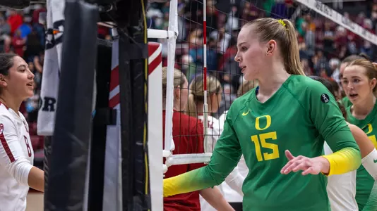 Colyer, team shake hands at net vs Stanford