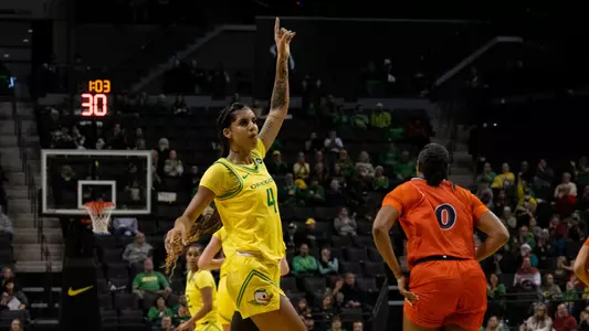 Priscilla Williams Made Three Point