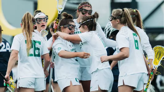 Ducks celebrate freshman Anna Simmons first goal of career