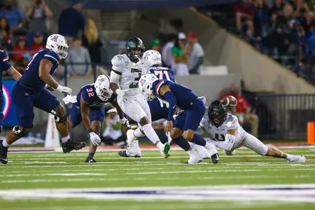 The Oregon Ducks take on the Arizona Wildcats at 6pm in Tucson, Arizona on Oct 8, 2022. (Jackson Fisk/ Eric Evans Photography)