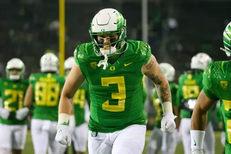 The Oregon Ducks take on then UCLA Bruins at 7:30 pm in Eugene, Oregon on Nov 19, 2022.  (Jackson Fisk / Eric Evans Photography)