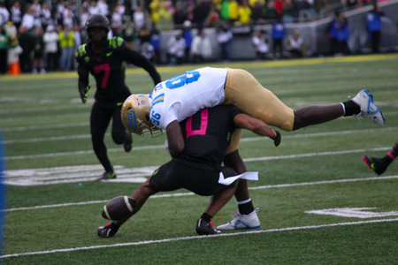 The Oregon Ducks take on the Ucla Bruins at 12:30pm in Eugene, Oregon on Oct 22, 2022. (Jackson Fisk/ Eric Evans Photography)
