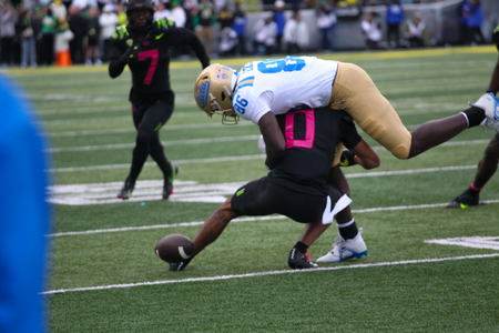 The Oregon Ducks take on the Ucla Bruins at 12:30pm in Eugene, Oregon on Oct 22, 2022. (Jackson Fisk/ Eric Evans Photography)