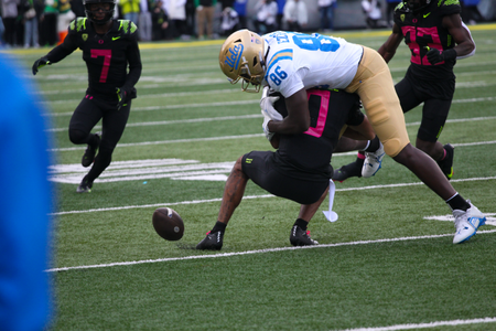 The Oregon Ducks take on the Ucla Bruins at 12:30pm in Eugene, Oregon on Oct 22, 2022. (Jackson Fisk/ Eric Evans Photography)