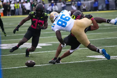 The Oregon Ducks take on the Ucla Bruins at 12:30pm in Eugene, Oregon on Oct 22, 2022. (Jackson Fisk/ Eric Evans Photography)