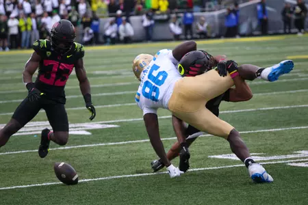 The Oregon Ducks take on the Ucla Bruins at 12:30pm in Eugene, Oregon on Oct 22, 2022. (Jackson Fisk/ Eric Evans Photography)