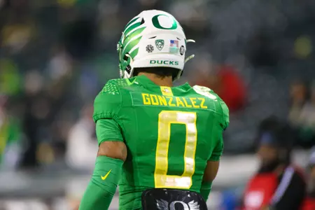 The Oregon Ducks take on then UCLA Bruins at 7:30 pm in Eugene, Oregon on Nov 19, 2022.  (Jackson Fisk / Eric Evans Photography)