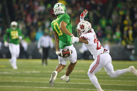 The Oregon Ducks take on then UCLA Bruins at 7:30 pm in Eugene, Oregon on Nov 19, 2022. (Jackson Fisk / Eric Evans Photography)
