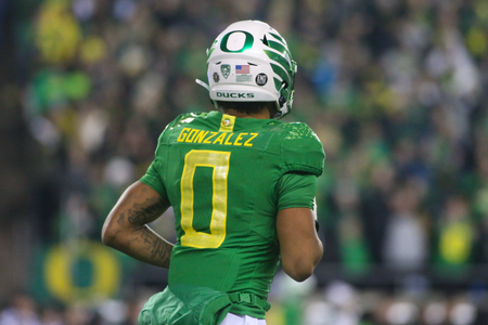 The Oregon Ducks take on then UCLA Bruins at 7:30 pm in Eugene, Oregon on Nov 19, 2022. (Jackson Fisk / Eric Evans Photography)