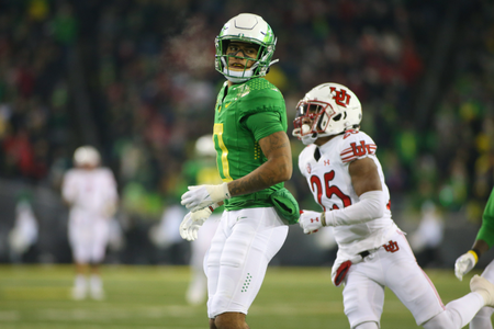 The Oregon Ducks take on then UCLA Bruins at 7:30 pm in Eugene, Oregon on Nov 19, 2022. (Jackson Fisk / Eric Evans Photography)