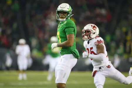 The Oregon Ducks take on then UCLA Bruins at 7:30 pm in Eugene, Oregon on Nov 19, 2022.  (Jackson Fisk / Eric Evans Photography)