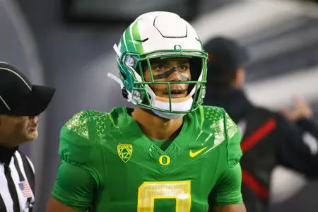 The Oregon Ducks take on then UCLA Bruins at 7:30 pm in Eugene, Oregon on Nov 19, 2022.  (Jackson Fisk / Eric Evans Photography)
