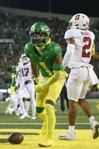 The Oregon Ducks take on the Stanford Cardinal at Autzen Stadium in Eugene, Oregon on October 1, 2022. (Jackson Fisk/ Eric Evans Photography)