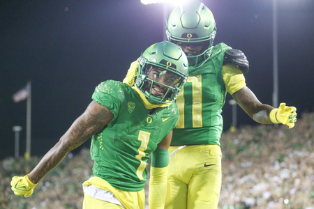 The Oregon Ducks take on the Stanford Cardinal at Autzen Stadium in Eugene, Oregon on October 1, 2022. (Jackson Fisk/ Eric Evans Photography)
