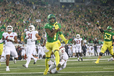 The Oregon Ducks take on the Stanford Cardinal at Autzen Stadium in Eugene, Oregon on October 1, 2022. (Jackson Fisk/ Eric Evans Photography)
