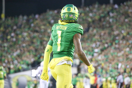 The Oregon Ducks take on the Stanford Cardinal at Autzen Stadium in Eugene, Oregon on October 1, 2022. (Jackson Fisk/ Eric Evans Photography)