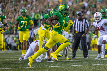 The Oregon Ducks take on the Stanford Cardinal on October 1st, 2022, at Autzen Stadium. (Molly McPherson)