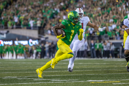 The Oregon Ducks take on the Stanford Cardinal on October 1st, 2022, at Autzen Stadium. (Molly McPherson)