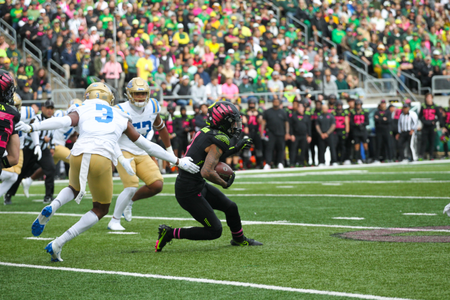 The Oregon Ducks take on the Ucla Bruins at 12:30pm in Eugene, Oregon on Oct 22, 2022. (Jackson Fisk/ Eric Evans Photography)