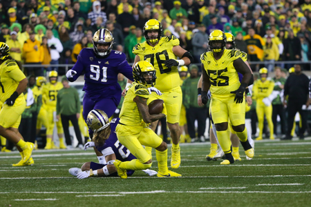 The Oregon Ducks take on the Washington Huskies at 4 pm in Eugene, Oregon on Nov 12, 2022. (Jackson Fisk/ Eric Evans Photography)