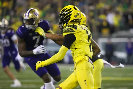 The Oregon Ducks take on the Washington Huskies at 4 pm in Eugene, Oregon on Nov 12, 2022.  (Jackson Fisk/ Eric Evans Photography)