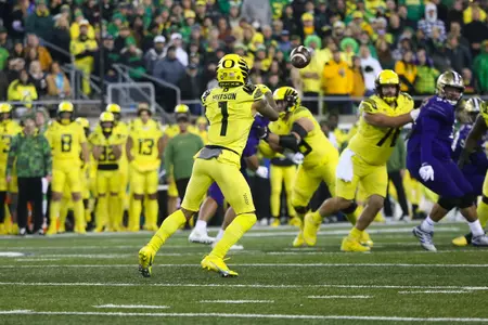 The Oregon Ducks take on the Washington Huskies at 4 pm in Eugene, Oregon on Nov 12, 2022.  (Jackson Fisk/ Eric Evans Photography)