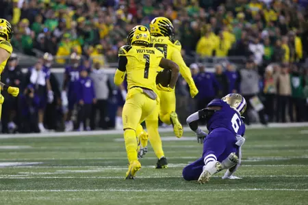 The Oregon Ducks take on the Washington Huskies at 4 pm in Eugene, Oregon on Nov 12, 2022.  (Jackson Fisk/ Eric Evans Photography)