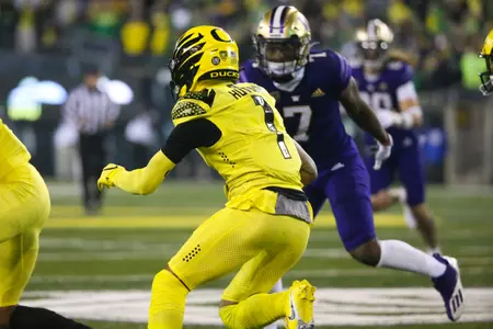 The Oregon Ducks take on the Washington Huskies at 4 pm in Eugene, Oregon on Nov 12, 2022.  (Jackson Fisk/ Eric Evans Photography)