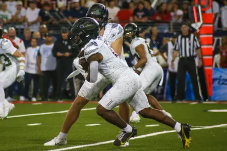 The Oregon Ducks take on the Arizona Wildcats at 6pm in Tucson, Arizona on Oct 8, 2022. (Jackson Fisk/ Eric Evans Photography)