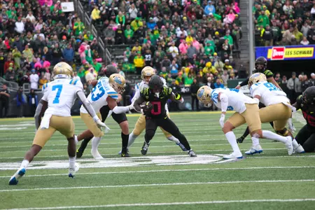 The Oregon Ducks take on the Ucla Bruins at 12:30pm in Eugene, Oregon on Oct 22, 2022. (Jackson Fisk/ Eric Evans Photography)
