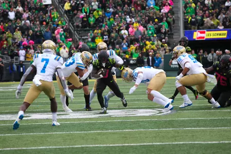 The Oregon Ducks take on the Ucla Bruins at 12:30pm in Eugene, Oregon on Oct 22, 2022. (Jackson Fisk/ Eric Evans Photography)
