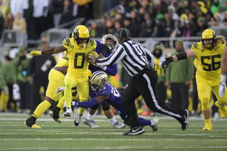The Oregon Ducks take on the Washington Huskies at Autzen Stadium in Eugene, Oregon on November 12, 2022 (Isaac Wasserman/ Eric Evans Photography)